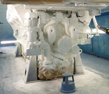 Laivan moottori on k&auml;sitelty GeveTherm Marine -pinnoitteella